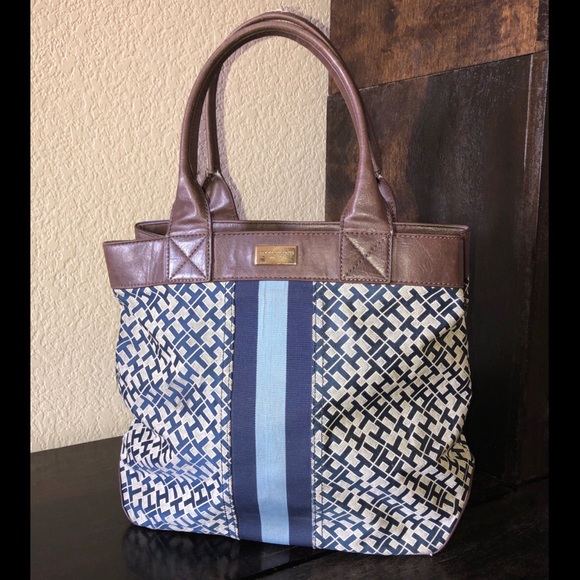 Tommy Hilfiger Handbags - Tommy Hilfiger Handbag Purse